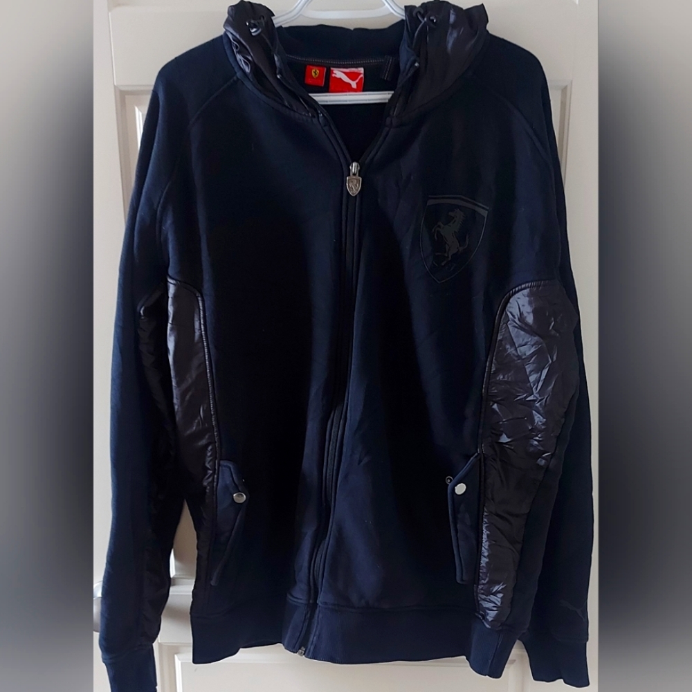 Puma Men's Ferrari SF Race Hooded Sweat Jacket.